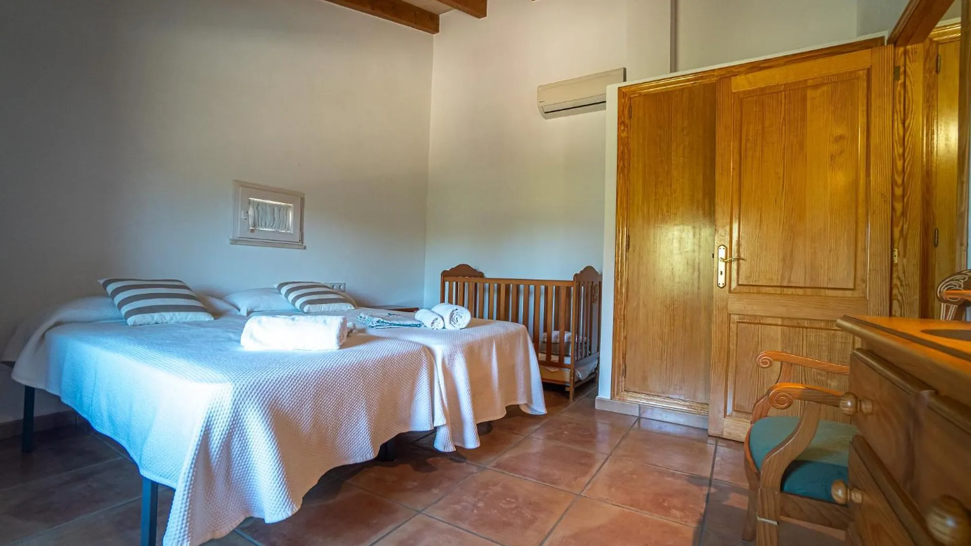 Finca Can Pau Calonge  Испания